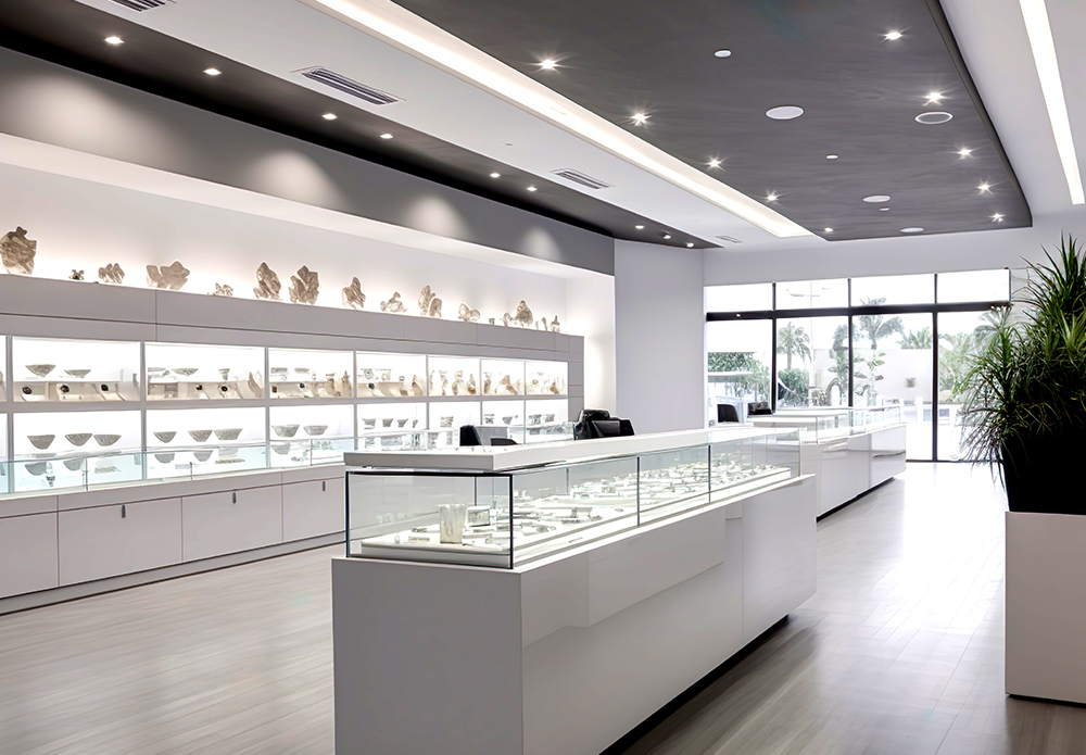 Connection Boxes and Leads | Luceco LED Lighting